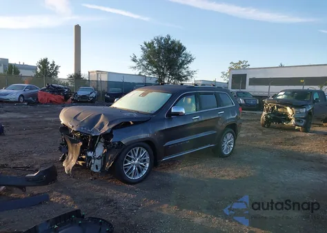 2018 Jeep Grand Cherokee Summit 4X4 from USA, damaged, VIN 1C4RJFJG4JC274823
